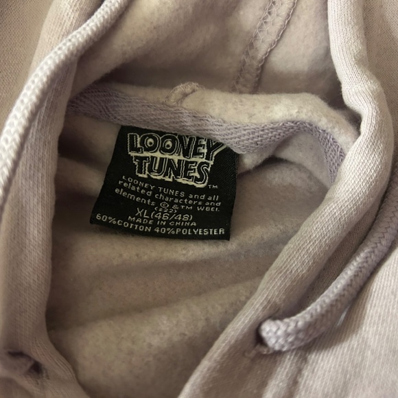 Bugs Bunny Sweatshirt - Picture 3 of 6